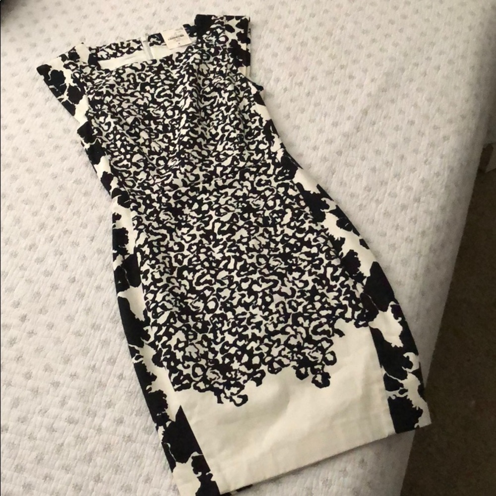 French Connection form fitting pencil style dress